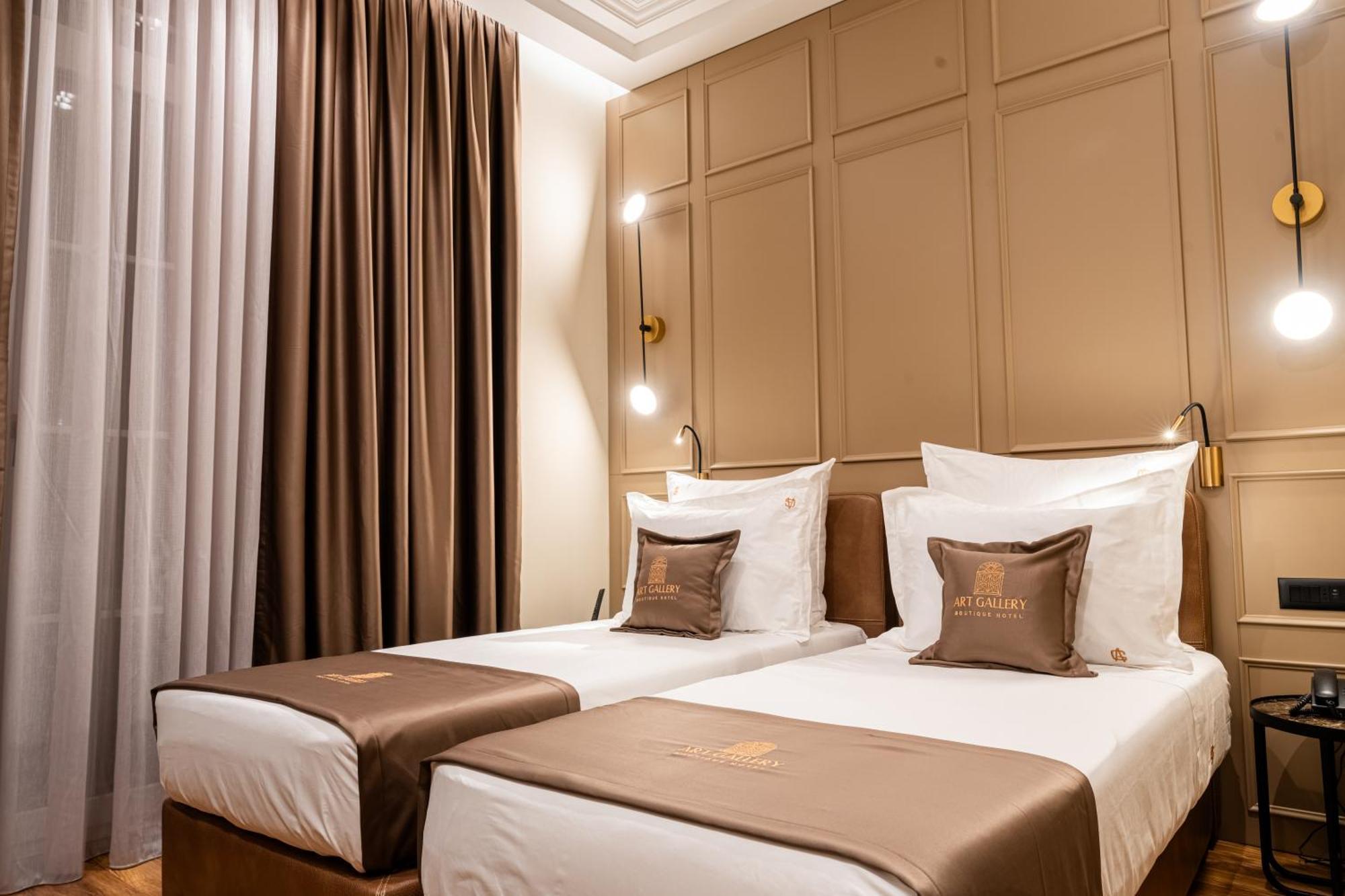 Art Gallery Boutique Hotel Durrës Extérieur photo