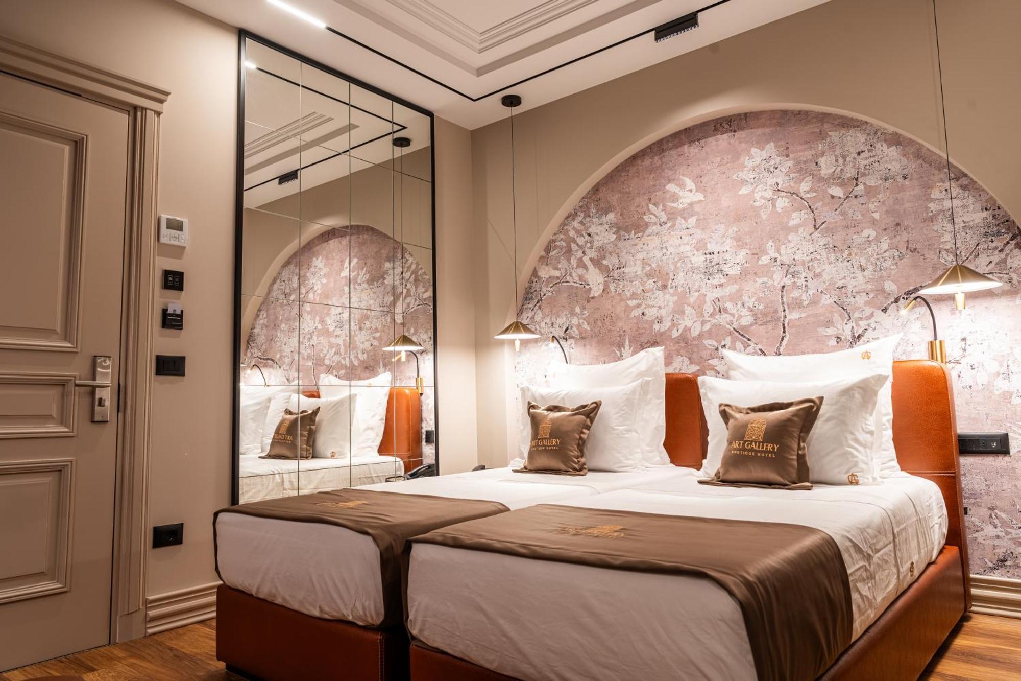 Art Gallery Boutique Hotel Durrës Extérieur photo